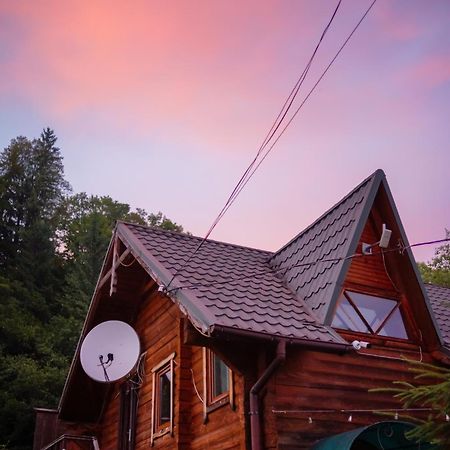 Готель Добрій Vorokhta Exterior foto